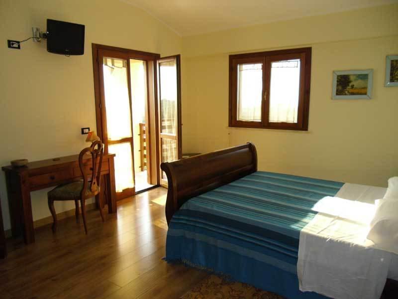 "Green" B&B Il Bracco Partinico Rum bild